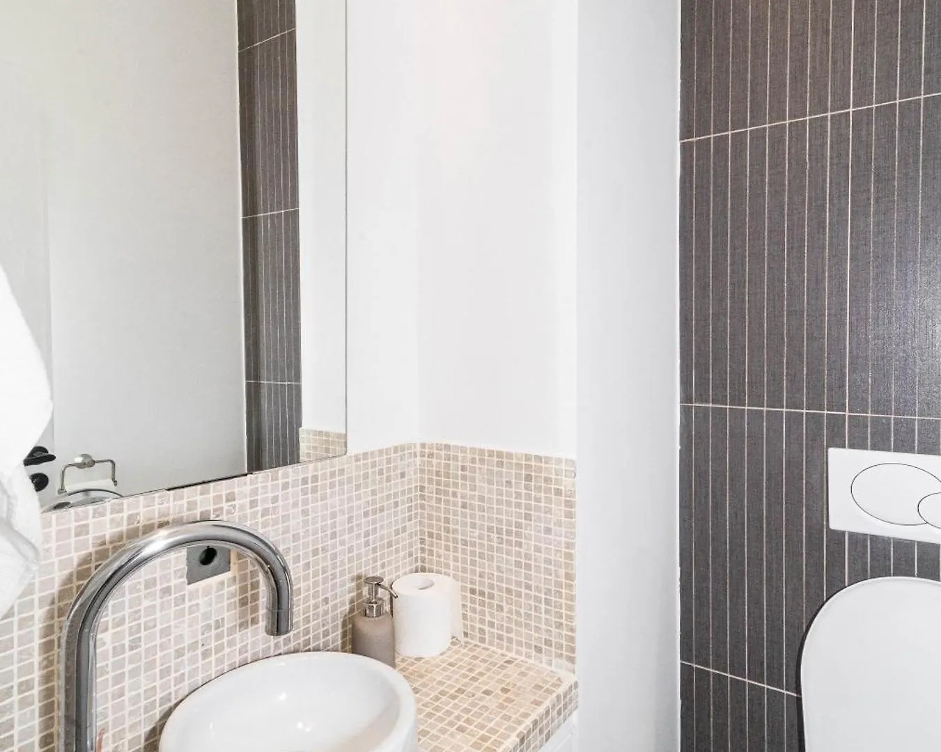 Pick A Flat'S Apartment In Notre-Dame De Paris - Rue Saint-Severin